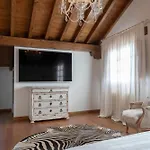 Arcadia 4*